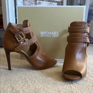 Michael Kors Tan Strappy Peep-Toe Heels
